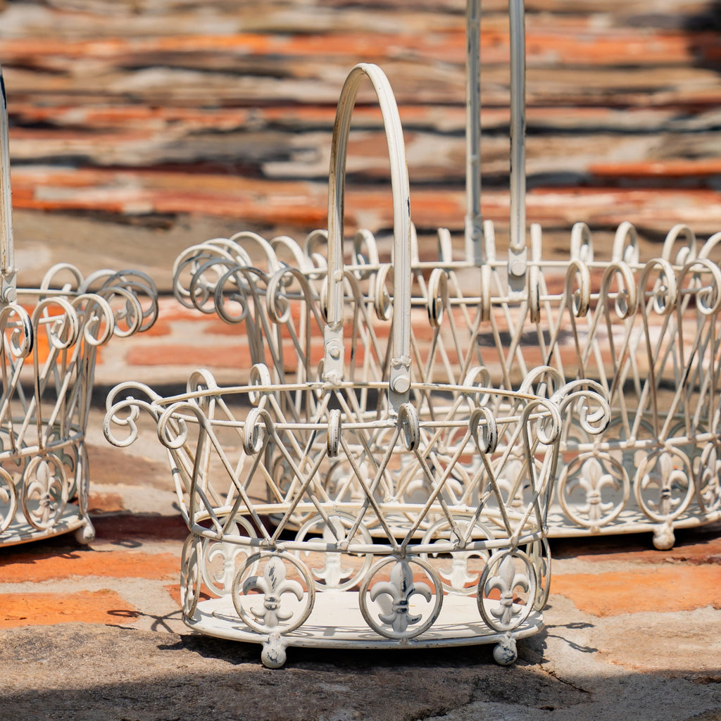 Decorative Garden Metal Wire Baskets in White