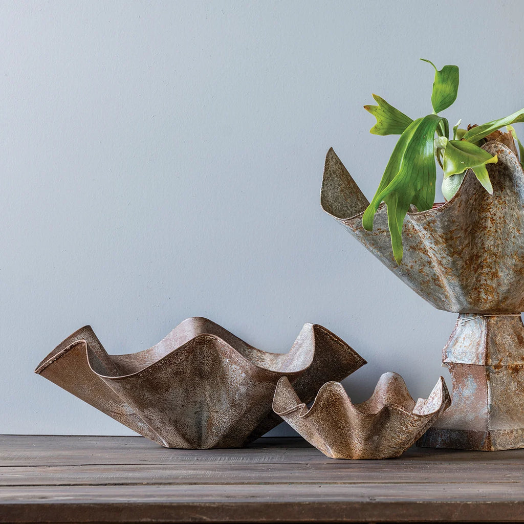 Kerchief Metal Planter