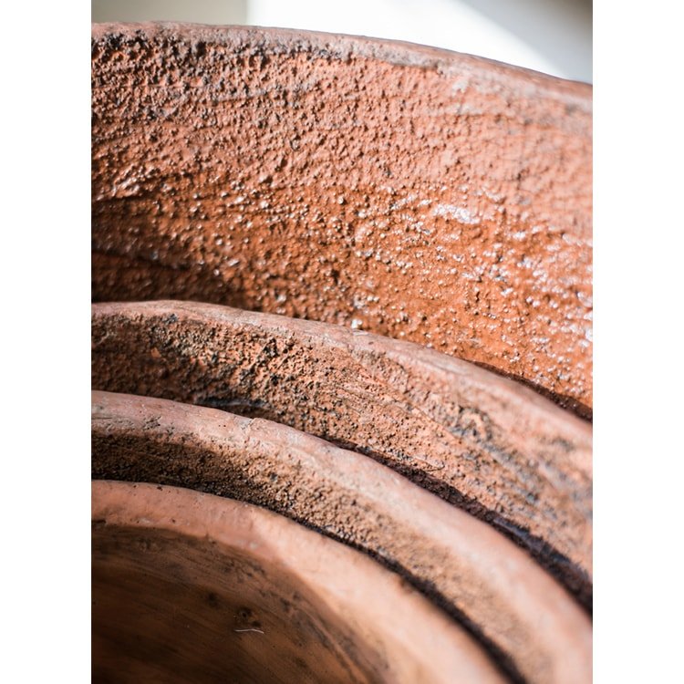 Scallop Terracotta Red Concrete Planter