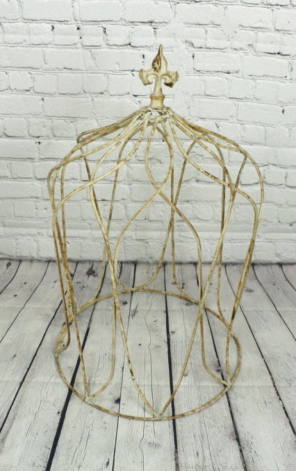 Wrought Iron Tommie Topiary with Finial Plant Support